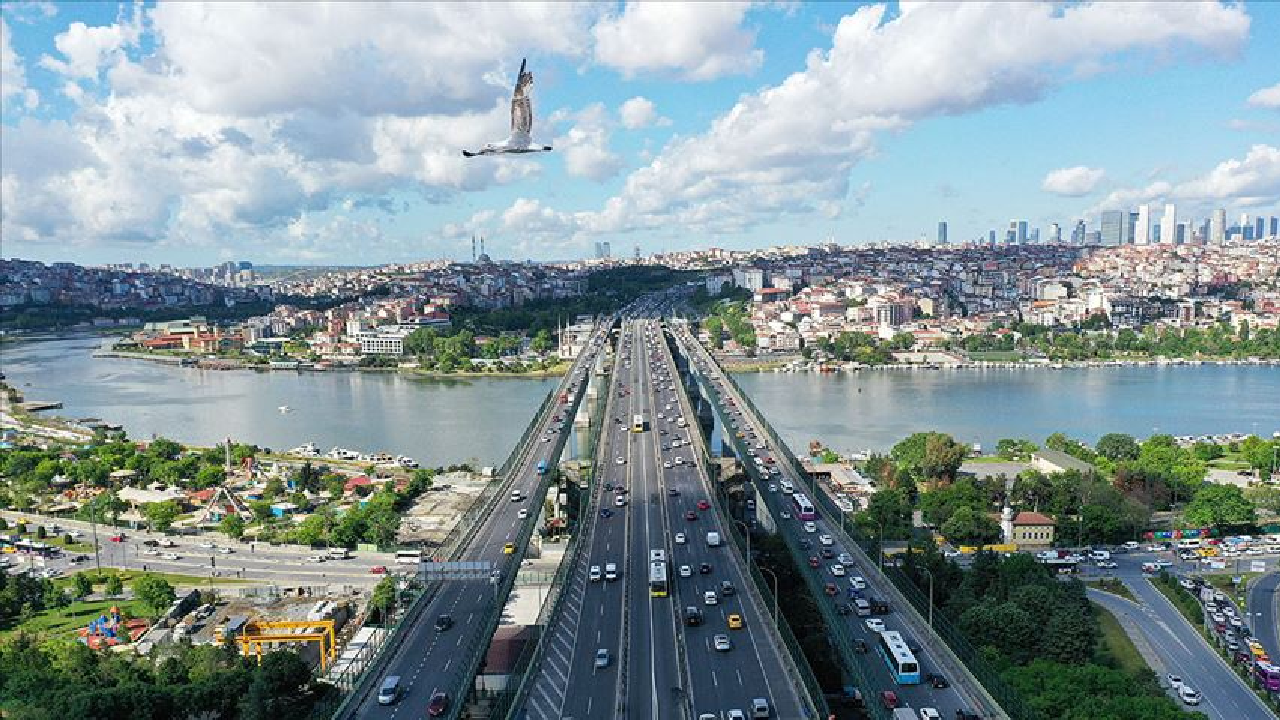 İBB duyurdu: Haliç köprüsünün Kadıköy yönü kapatılacak!