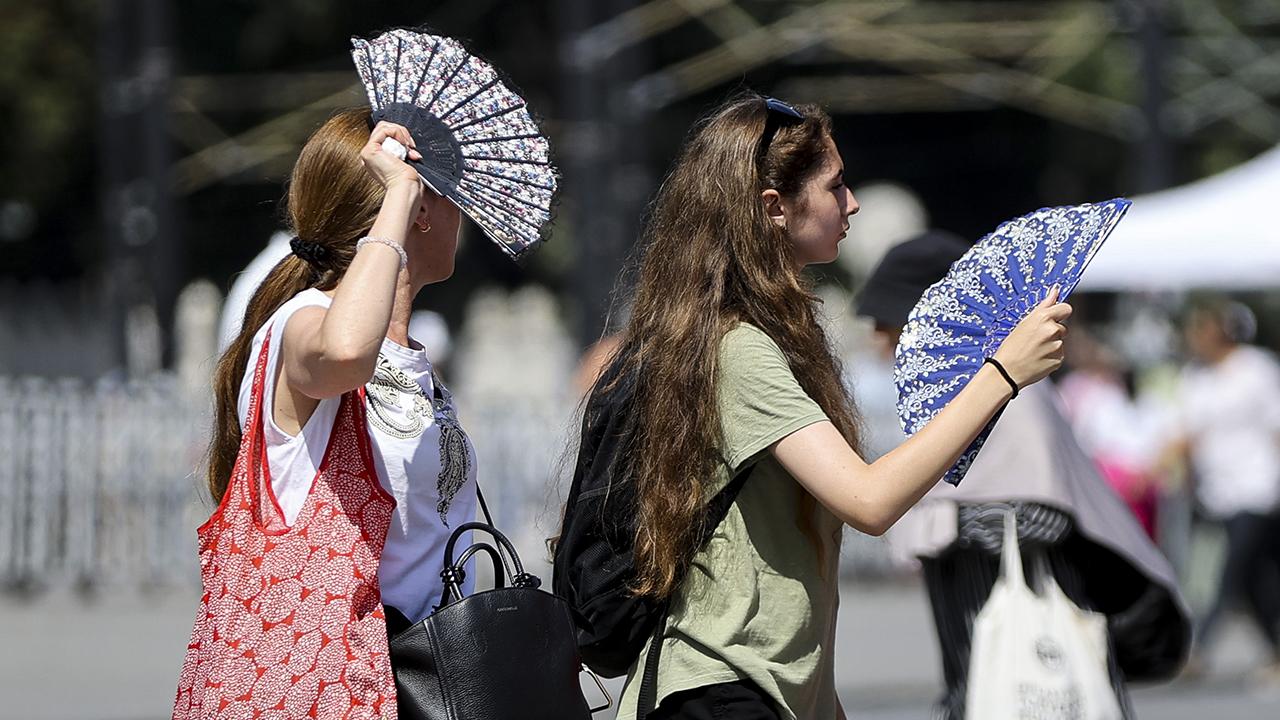 İstanbul'da sıcak hava etkili olmaya devam edecek - Son Dakika Haberleri