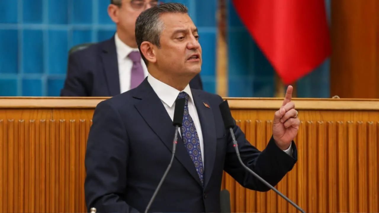 CHP Lideri Özel’in Erken Seçim Çıkışı Devam Ediyor: ‘Hazırız, Türkiye’yi Şaha Kaldıracağız’