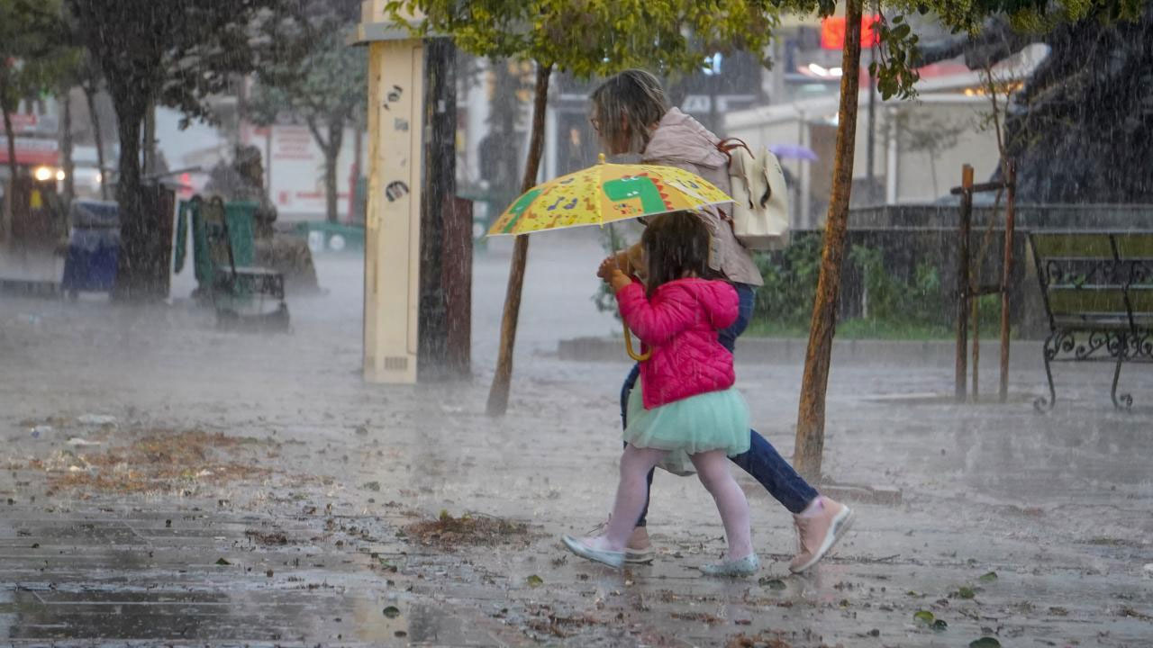 Meteoroloji ve AKOM Tarih Verdi… İstanbullu Rahat Nefes Alacak!