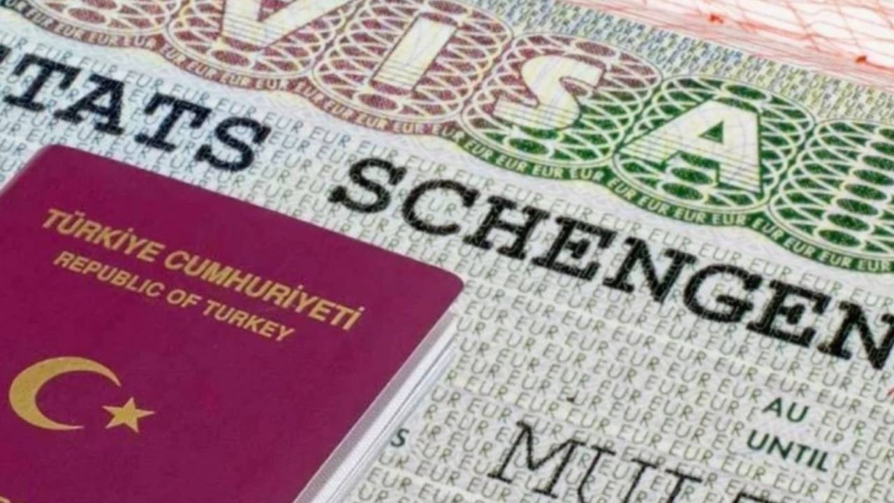 Rakamlar Dudak Uçuklattı! İşte Türklerin Reddedilen Schengen Başvurularının Maliyeti