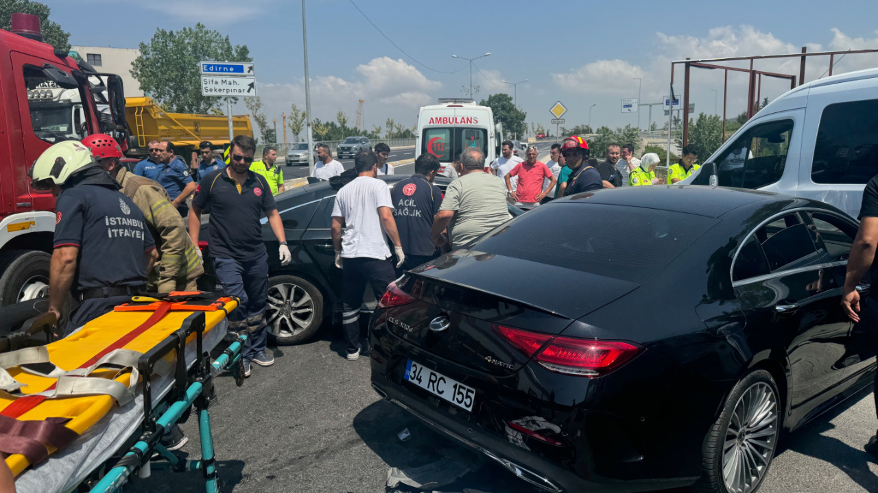 Tuzla’da Feci Kaza: 2’si Çocuk 3 Yaralı