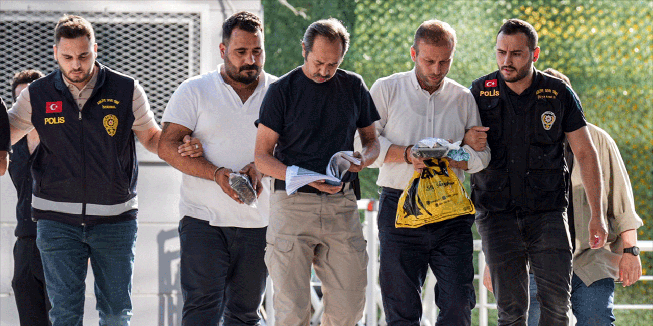 İstanbul’da  metrobüs kazası ile ilgili 2 şüpheli adliyeye sevk edildi!