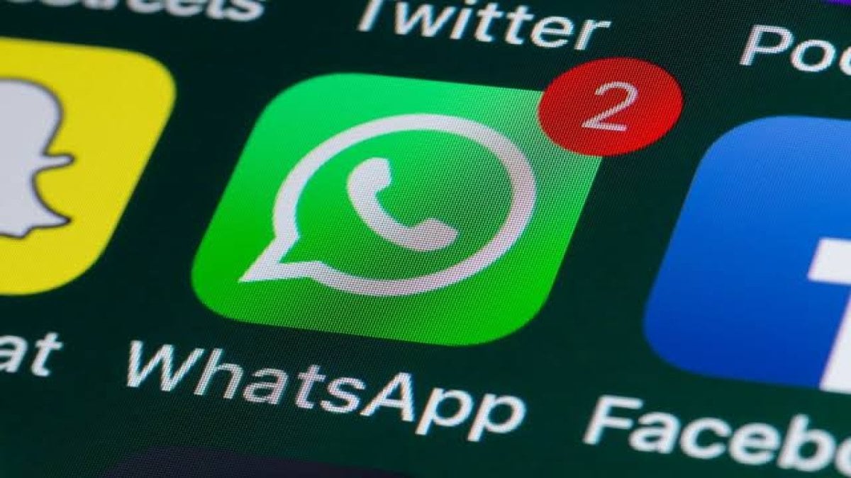 Geçmiş olsun, bir yasak da WhatsApp’a geldi! Instagram açıldı ama…