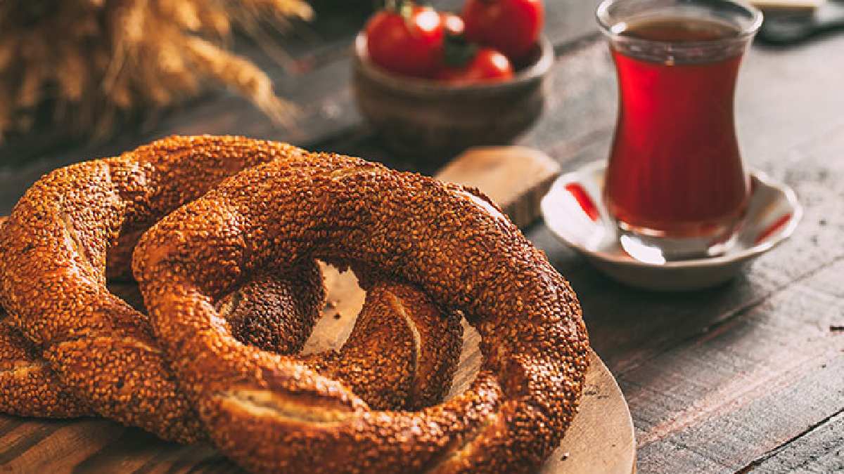 Günün ilk saatini simit ile geçiştirenler dikkat! Uzmanlar potansiyel tehlike diyerek uyardı: Ağzınıza sürmeyin