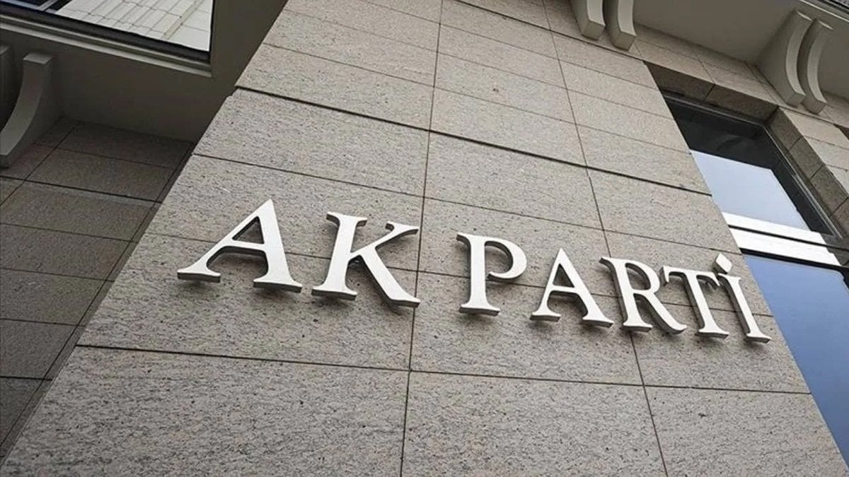 AK Parti’den yeni anayasa çalıştayı: Bu sırf bir arzu değil, bu bir gereklilik