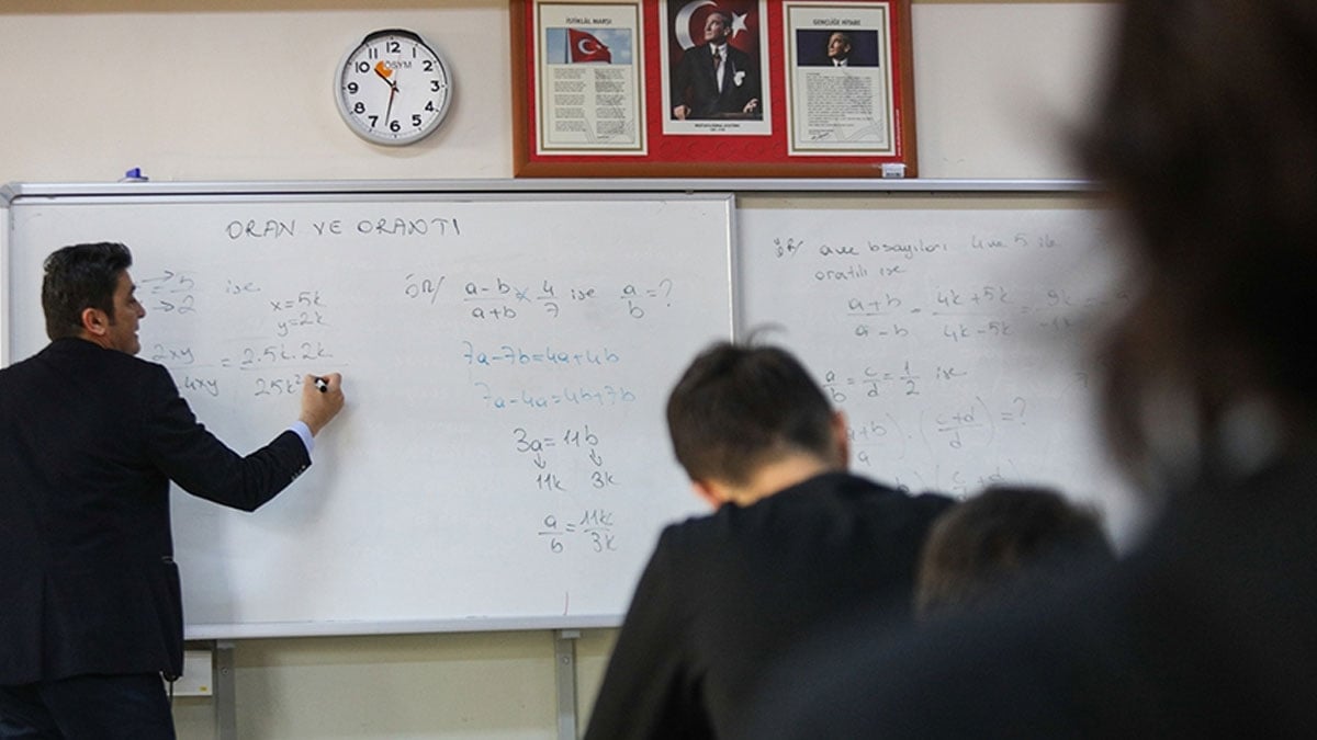 Öğretmen adaylarının bekleyişi sürüyor: Mülakat sonuçları neden açıklanmadı?