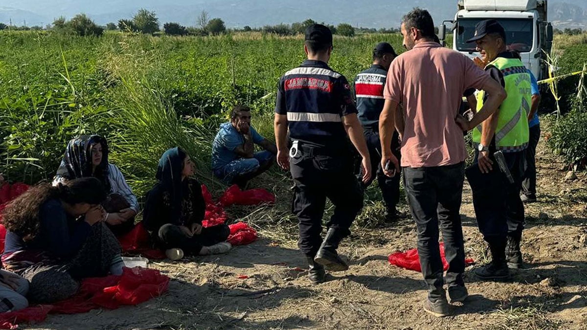 Ailesinin yanında tarlada uyuyan çocuğun üstünden kamyon geçti! Ölen çocuğun yakınları, şoförü infaz etti