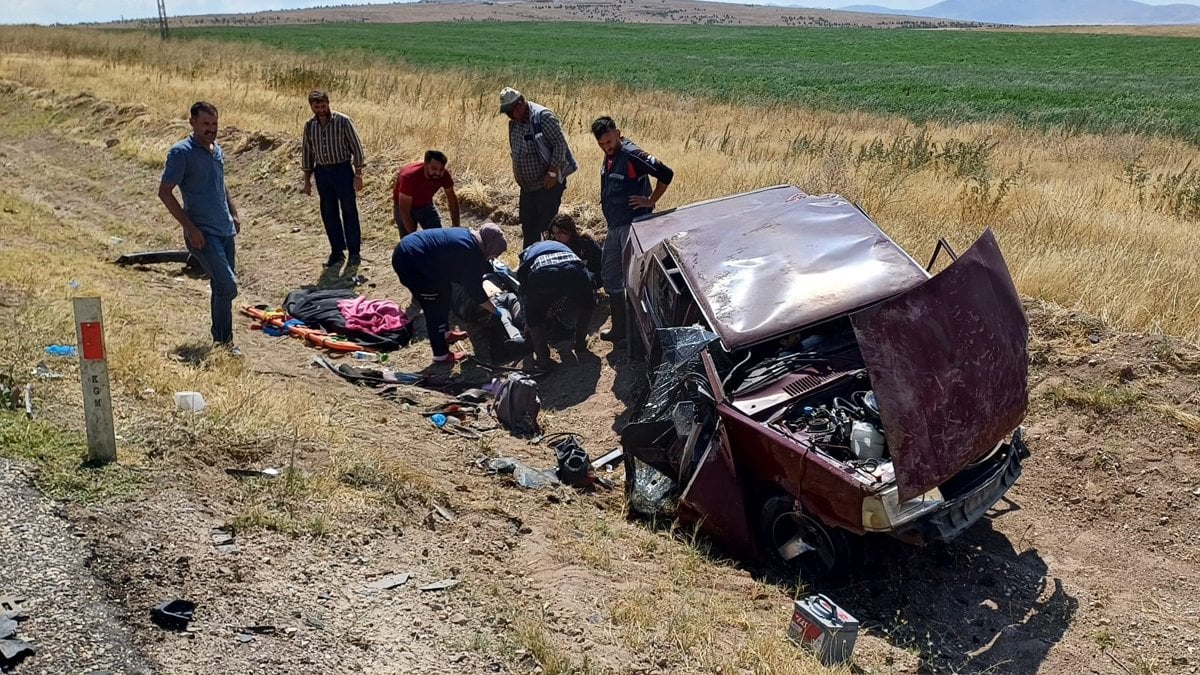 Yozgat’ta iki otomobil çarpıştı: 3 ölü, 3 yaralı