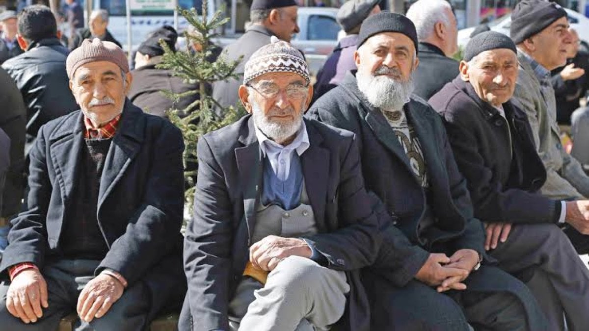 Kirasını ödeyemeyen emekliler huzurevlerine akın etti