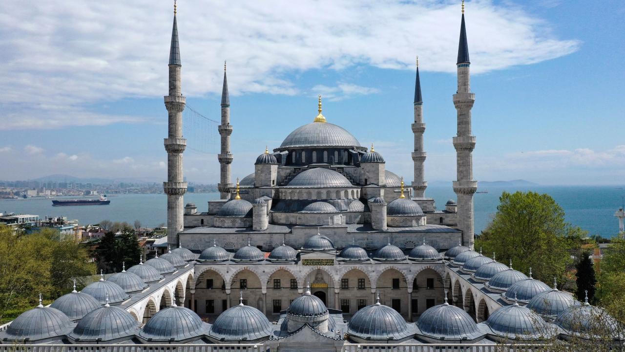 İstanbul Tarihi Camiler - Görülmesi Gereken İstanbul Camileri