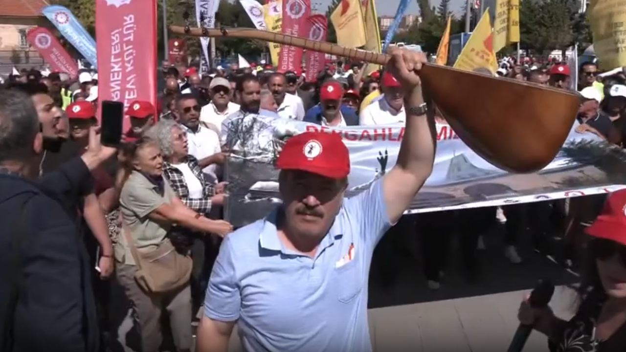 Alevilerden ‘Cemevi Başkanlığı’ Protestosu: ‘Bu Toplumu Parayla Teslim Alamazsınız’