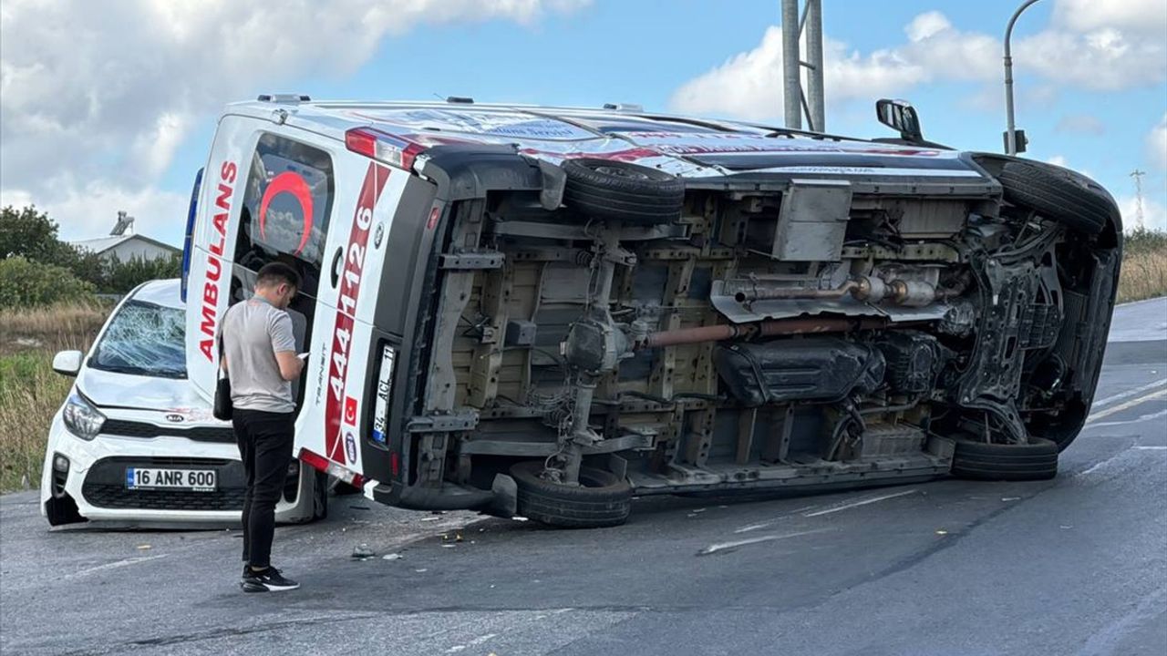 Arnavutköy’de Zincirleme Kaza: 4 Yaralı