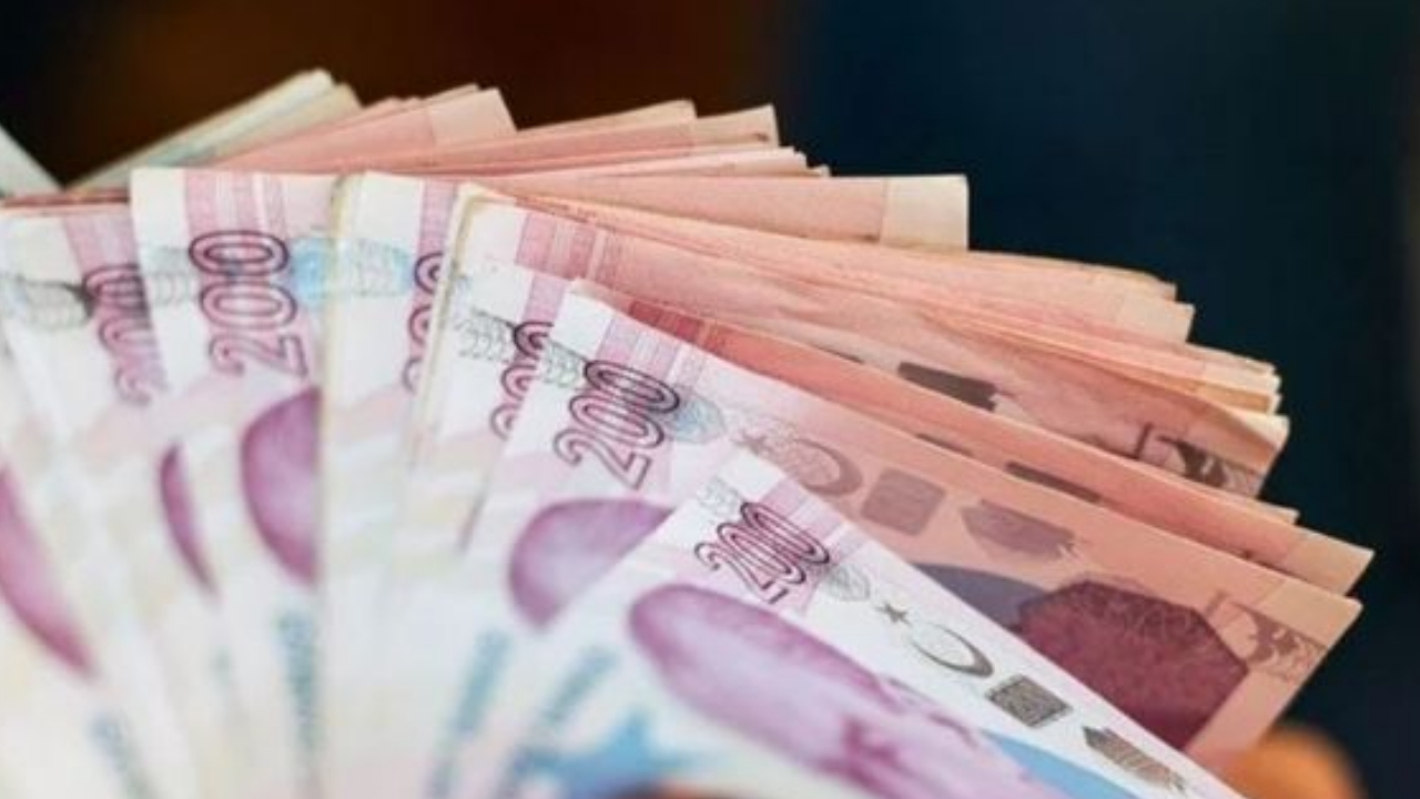 Aylık Getirisi Net 42 Bin Lira! Bankaların Mevduat Faizi Rekora Koşuyor