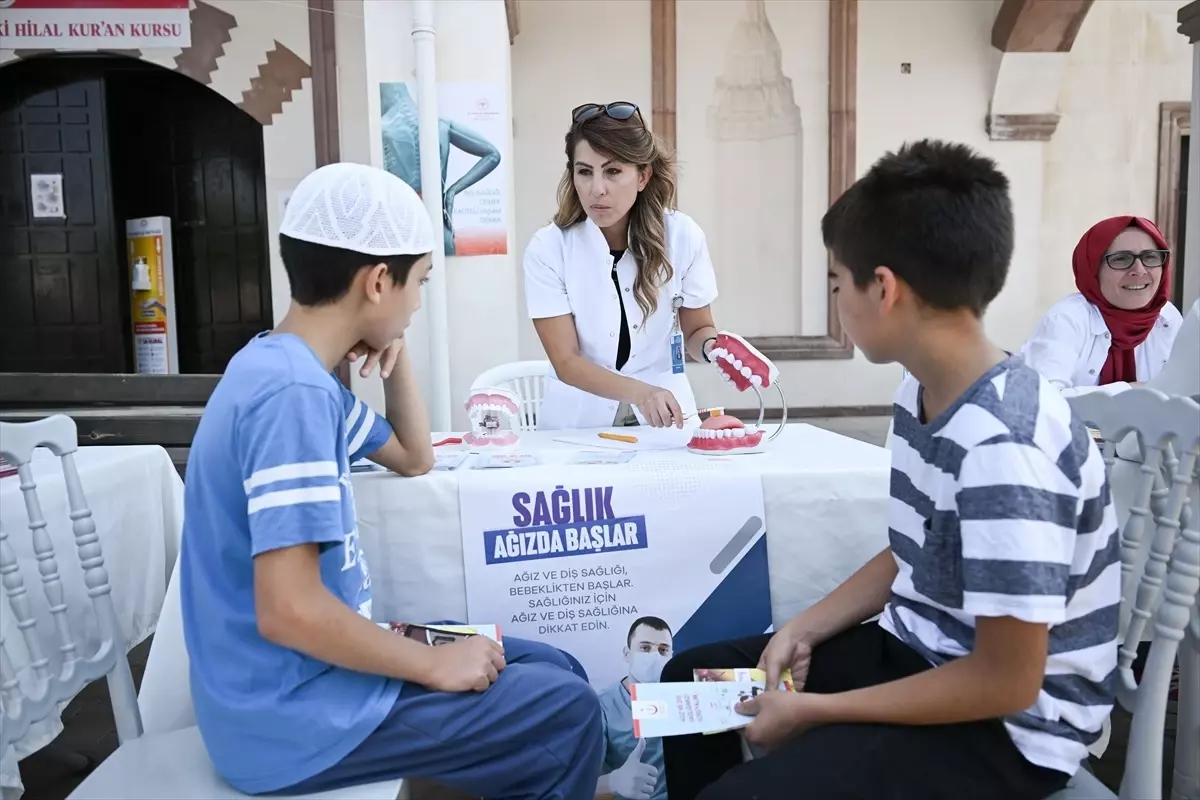 Cami avlusunda şeker hastalığını öğrenen Celal dededen “sağlık taramasına katılın” çağrısı