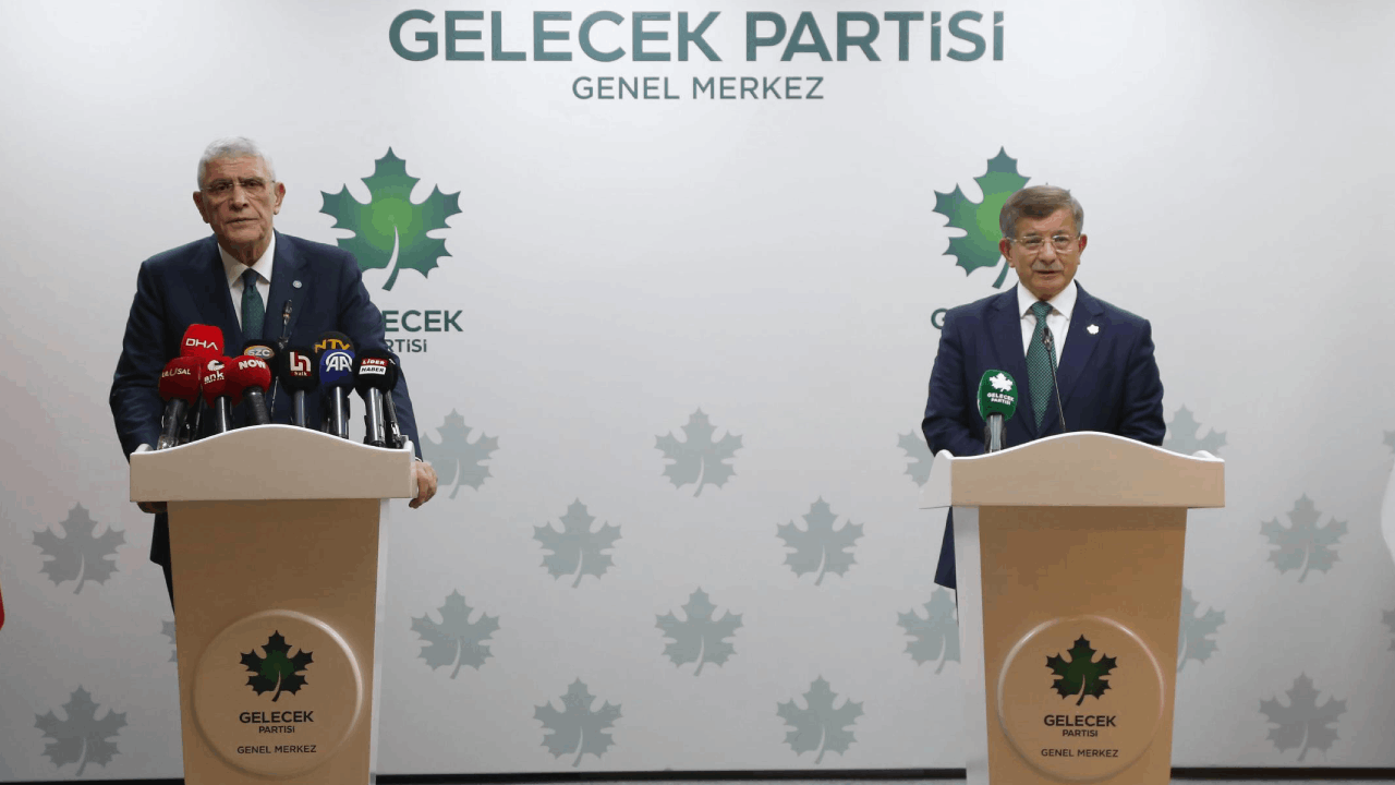 Davutoğlu AKP’ye Katılacakları İddiasına Ateş Püskürdü: ‘Bunların Utanması da Yok, Mitomanilere Ayıracak Vaktim Yok’