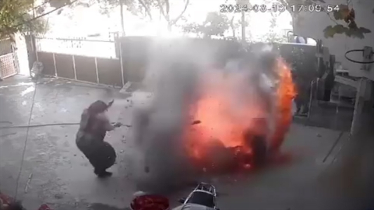 Hatay’da İnanılmaz Olay! Salça Kazanı Bomba Gibi Patladı