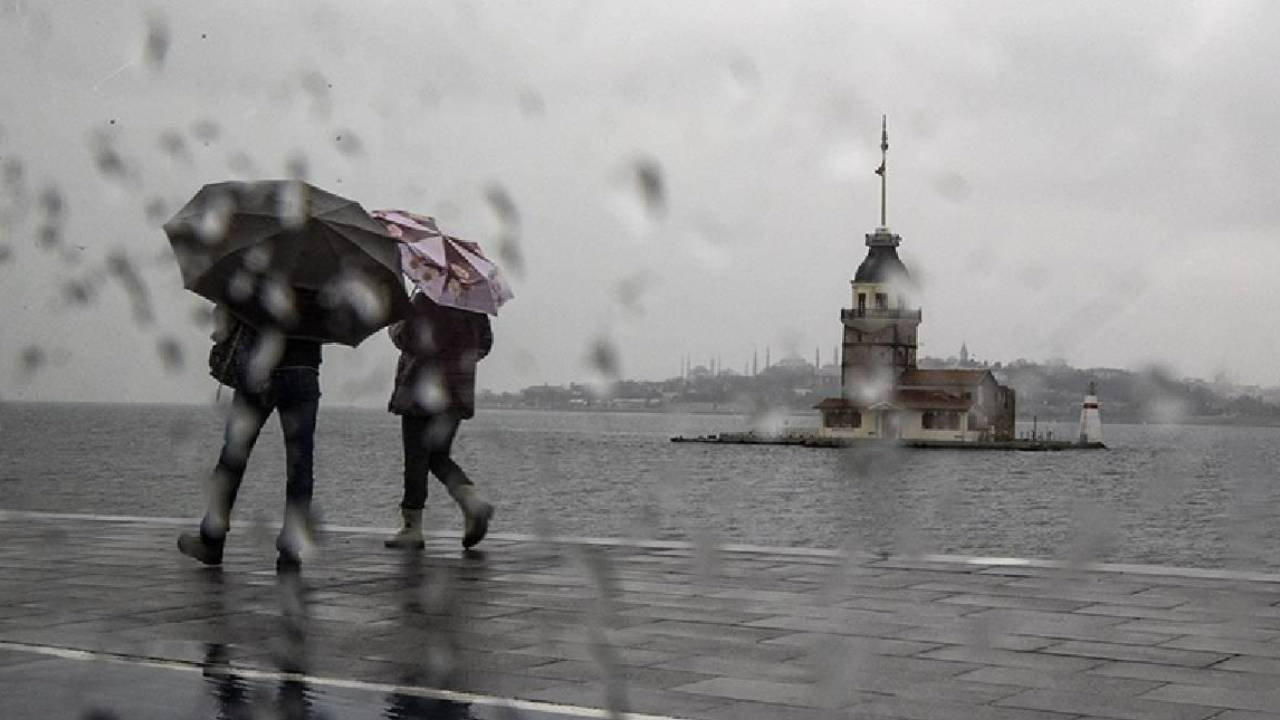 İstanbullular Dikkat! AKOM Tarih Verdi: Yağışlar Ne Zamana Kadar Sürecek?