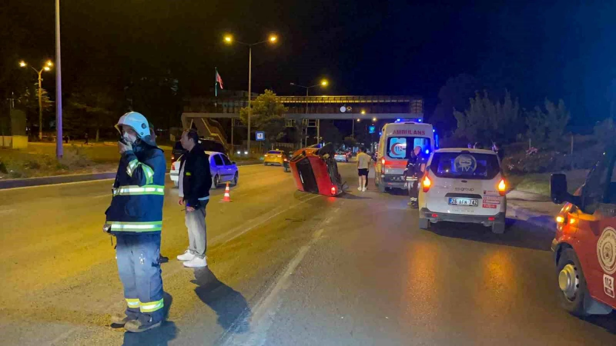 Eskişehir’de Otomobilin Çarptığı Cip Takla Attı: 3 Kişi Yaralandı