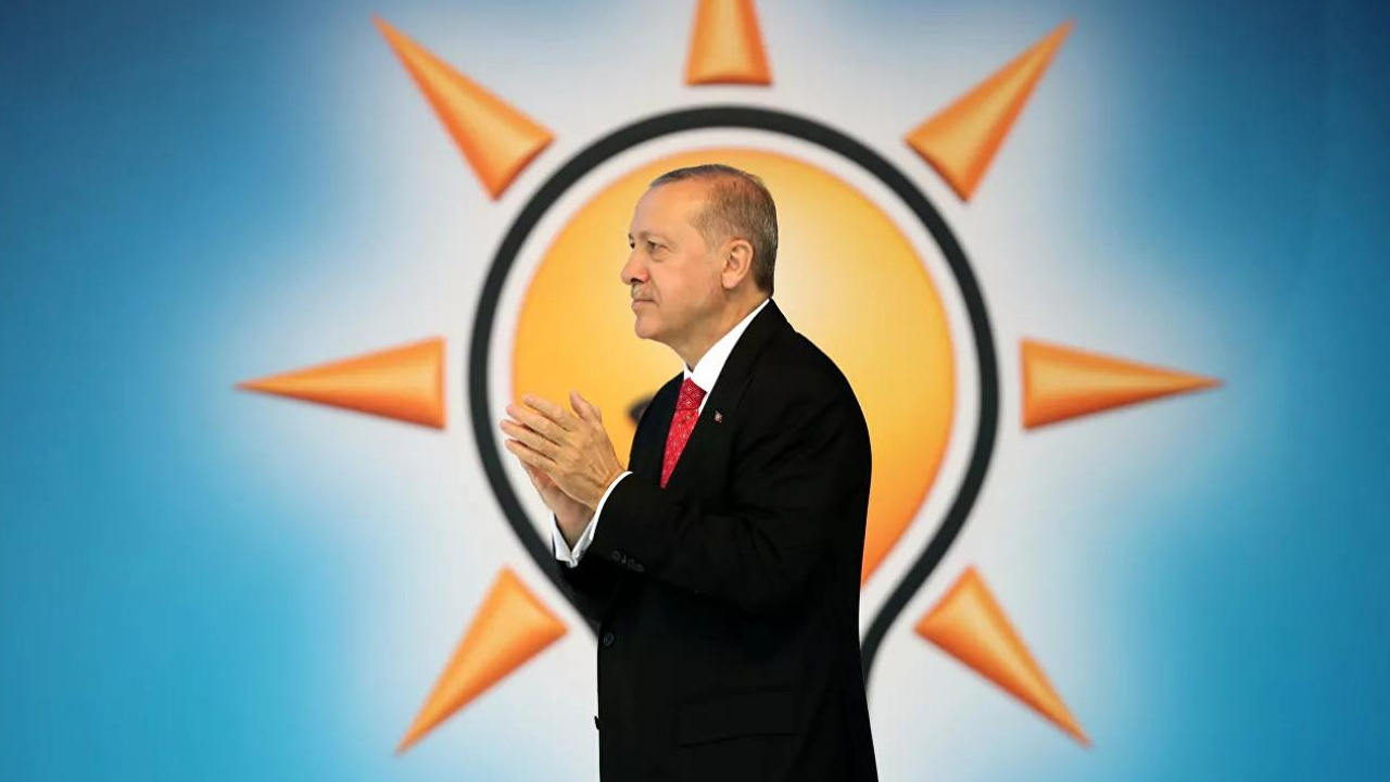 AKP’de Seçim Hazırlığı: Cumhurbaşkanı Erdoğan, A Takımını Değiştirecek!