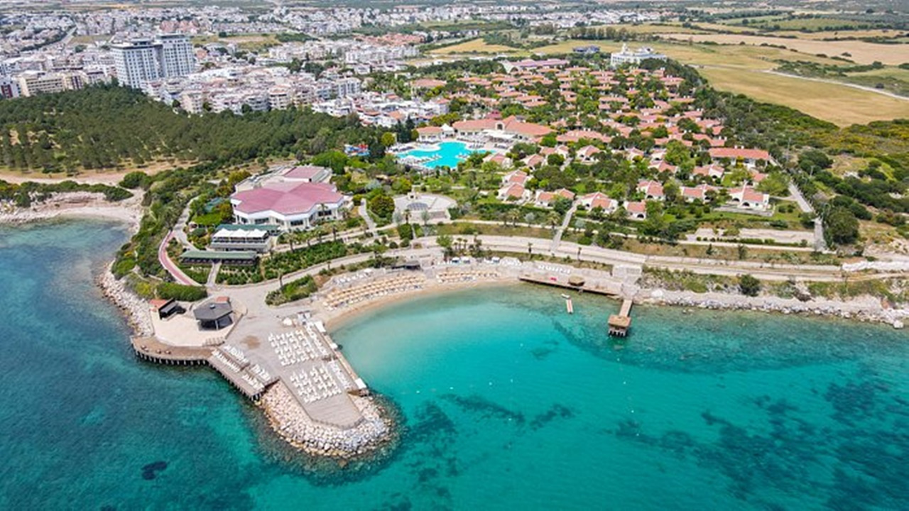 Ucuza Tatil Yapmak İsteyenlerin Yöneldiği İlçe! Bodrum’dan Daha Kalabalık Oldu