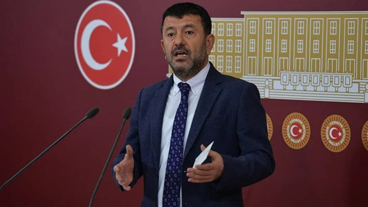 Veli Ağbaba: ‘Deprem Bölgesinde Hayat Hâlâ Normalleşebilmiş Değil’