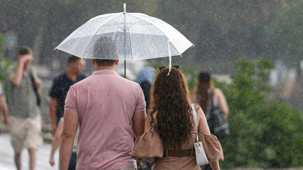 Yağışlar Yurdu Terk Etmiyor… Meteoroloji’den İstanbul Dahil Çok Sayıda İl İçin Uyarı