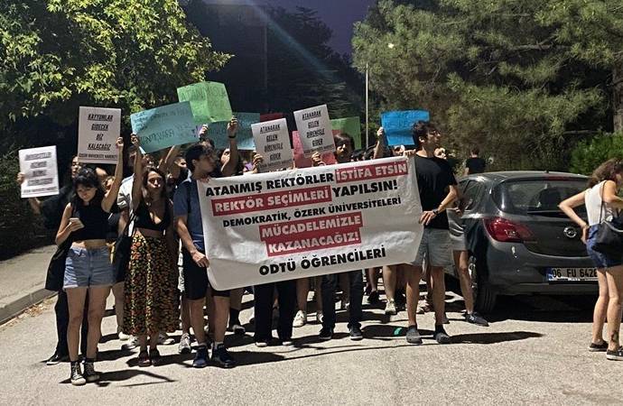 ODTÜ’de protesto büyoyor