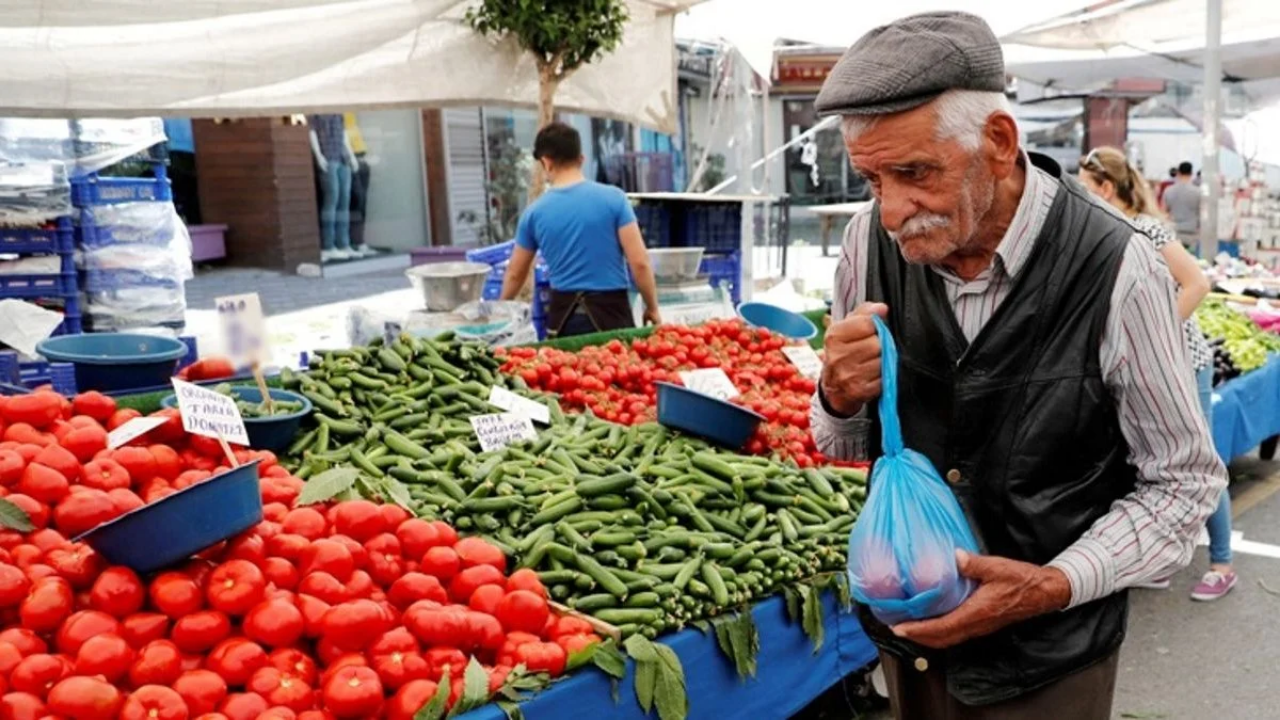 Yoksulluk Krizi Derinleşti: İstanbullular Gıdaya Bile Erişemiyor, Porsiyonlar Küçüldü!