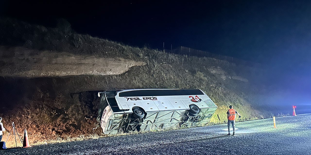 Sivas İmranlı’da otobüs kazası: 24 yaralı