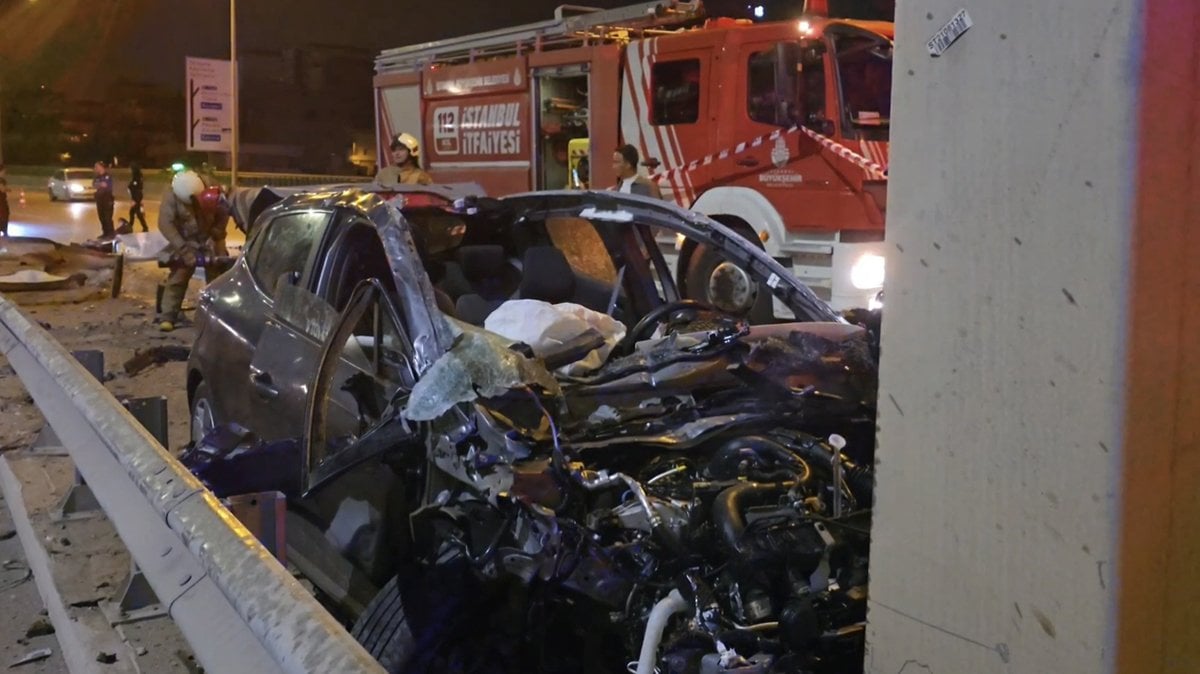 İstanbul’da korkunç kaza! Bariyerleri delip geçti