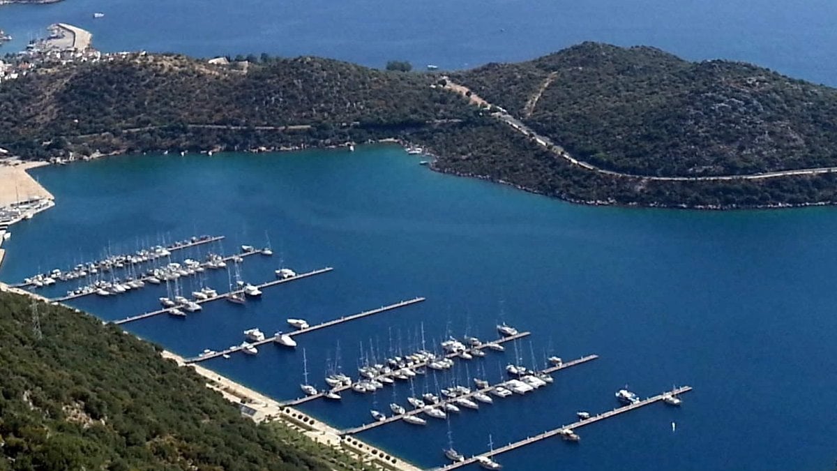 Kaş Marina’ya AVM ve otel yeniden gündemde