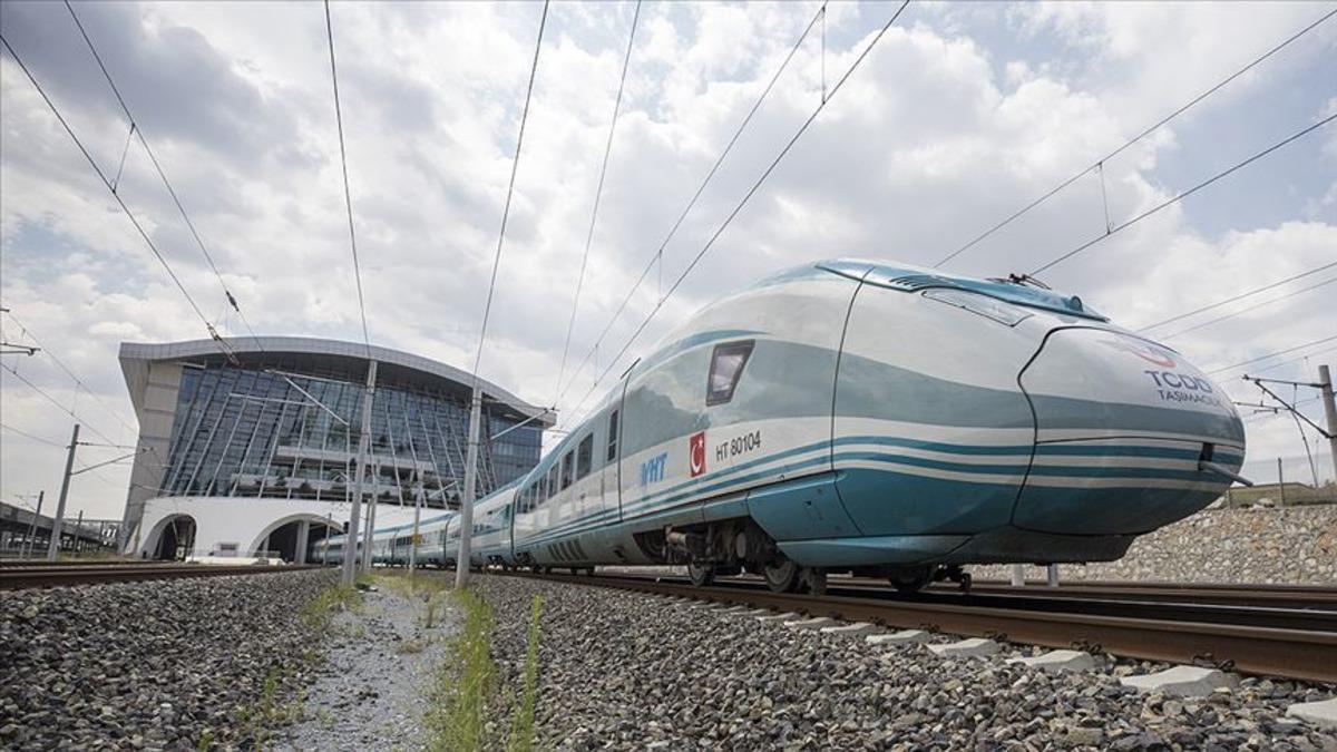 İstanbul-Ankara arası 80 dakikaya düşüyor... Uçak hızında süper hızlı tren! Beklenen tarih belli oldu - Finans haberlerinin doğru adresi - Mynet Finans Haber