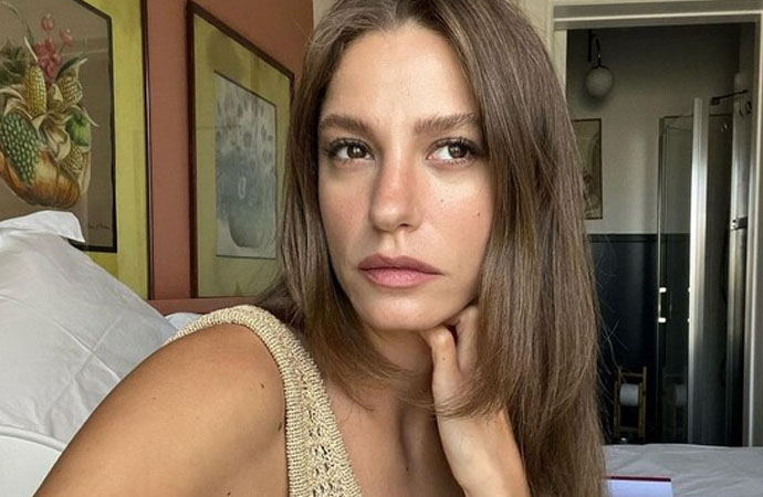 Serenay Sarıkaya, Altın Koza Film Festivali’ne damga vurdu! Yeni saçları beğeni topladı – Ankaragündem