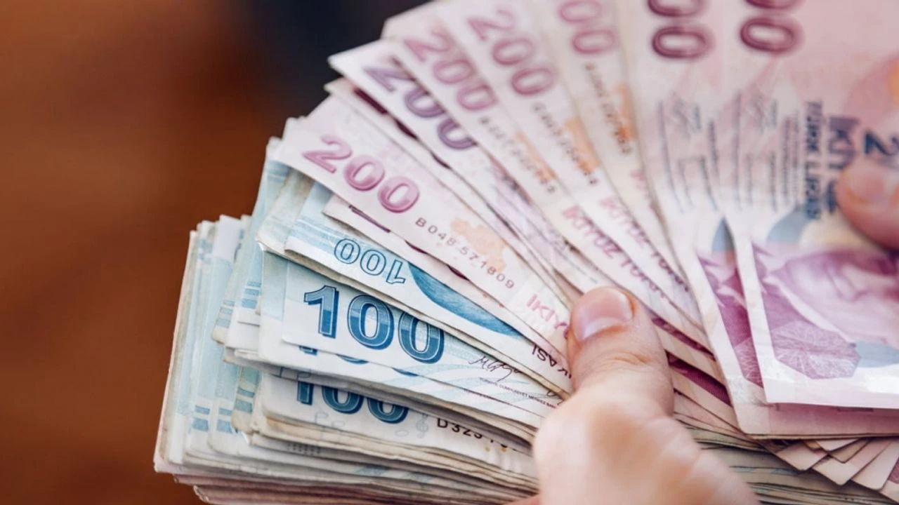 400 Bin TL Birikimi Olan Maaşa Bağlanacak! İşte Bankaların Rekor Mevduat Getirisi