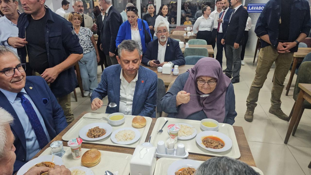 Bandırma'da kent lokantası, CHP Genel Başkanı Özgür Özel'in katılımıyla açıldı - Ekovitrin Haber