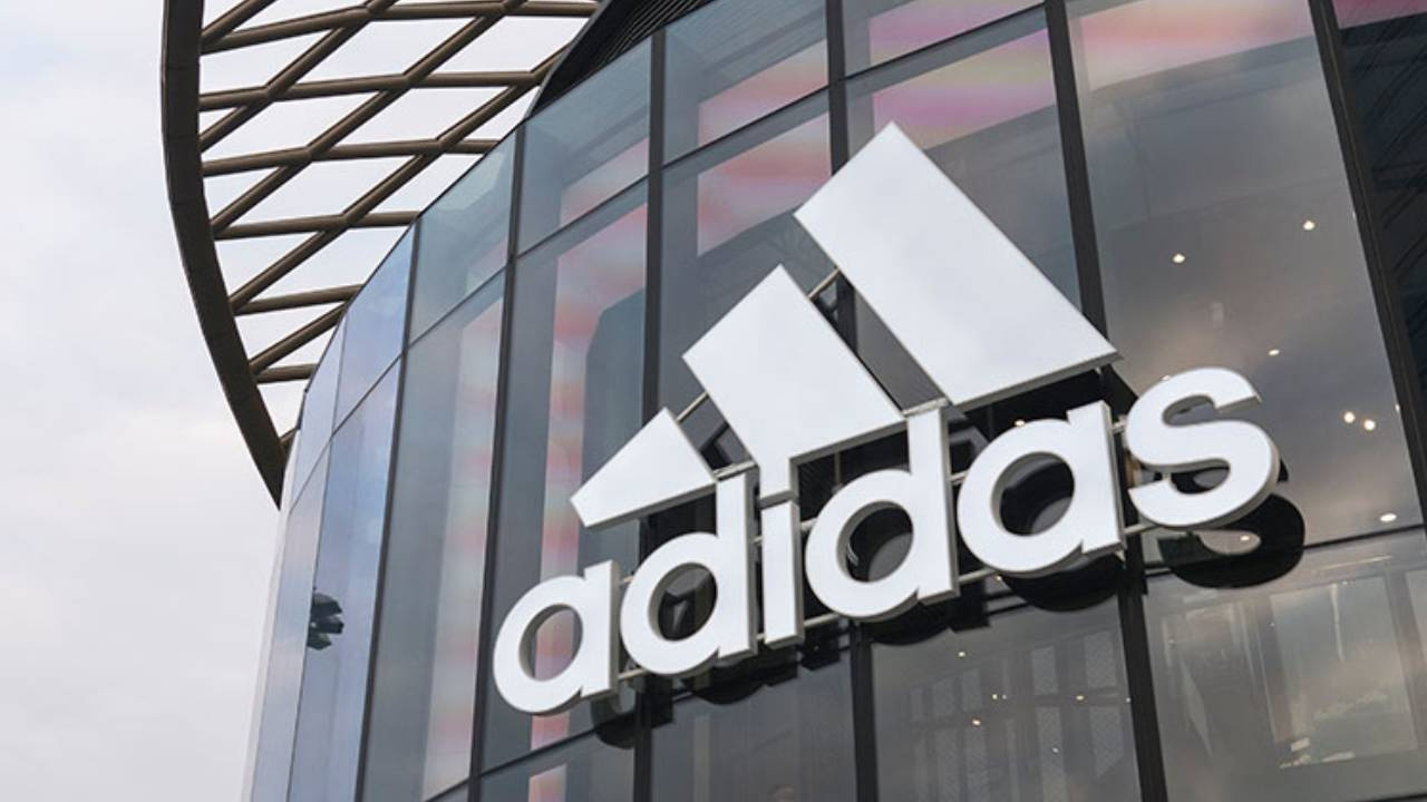 Adidas’a Büyük Şok! Harekete Geçildi