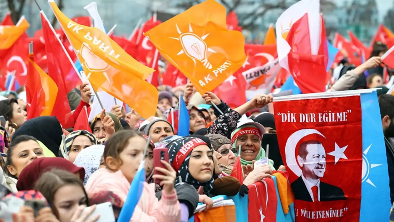 Partiden Dikkat Çeken Yorum: AKP’nin Giden Seçmeni Geri mi Geldi?