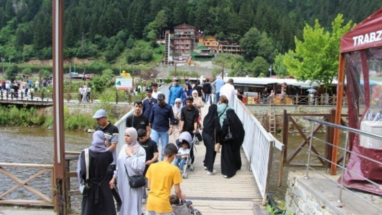 Araplar Trabzon’u Terk Etmeye Başladı! İşte Nedeni…