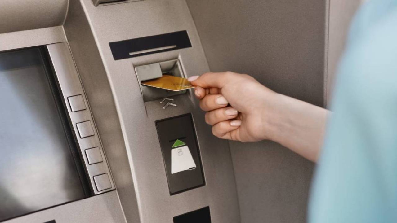 ATM’de Para Yatırma ve Çekme İşlemi Değişti: Yeni Dönem İçin Tarih Belli Oldu