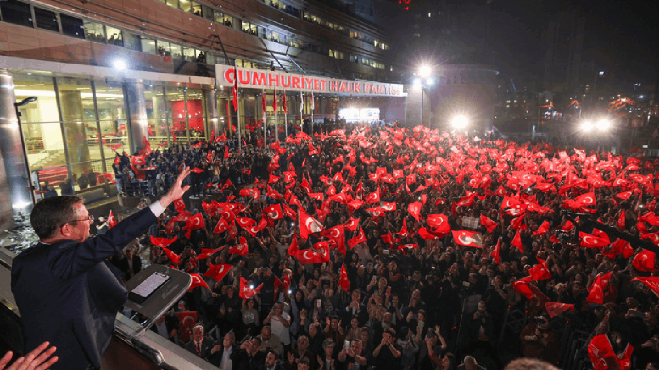 CHP’den Erken Seçim Startı: Partililer Sahaya İnecek