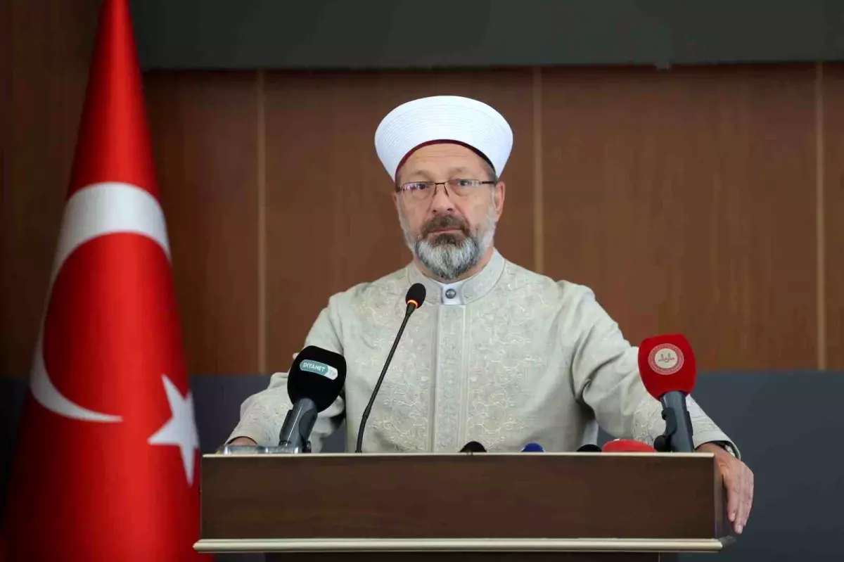 Diyanet İşleri Başkanı Erbaş: Kur’an-ı Kerim bilimsel verilerle yeniden yorumlanmalı