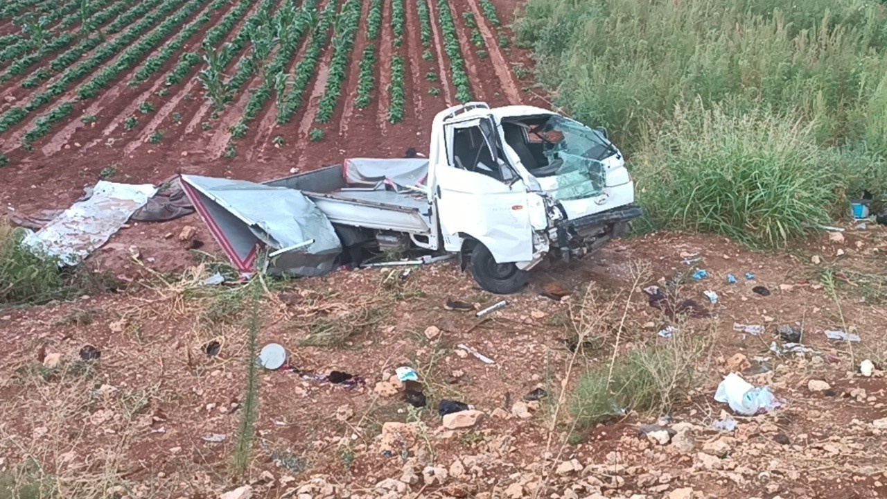 Gaziantep’te Feci Kaza: Kamyonet Şarampole Uçtu! 1 Ölü, 22 Yaralı