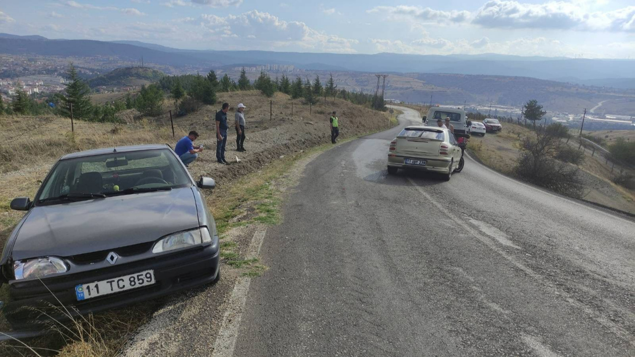 Hatalı Sollama Kazaya Neden Oldu: Sürücüler Yaralandı