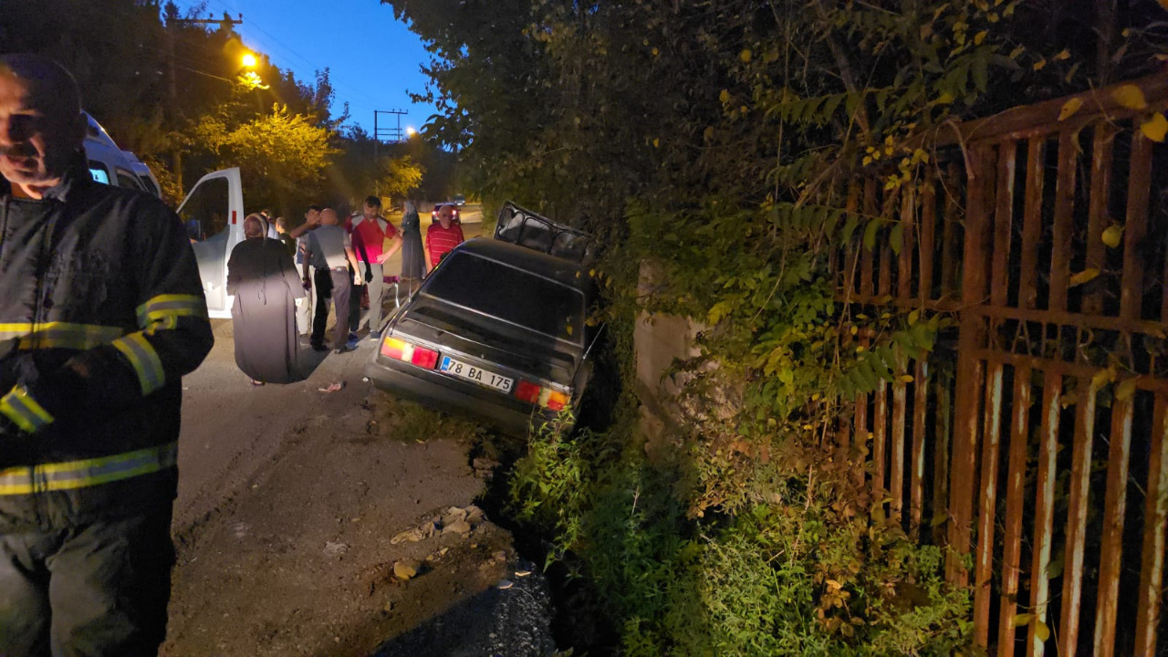 Karabükte Trafik Kazasında 3 Kişi Yaralandı