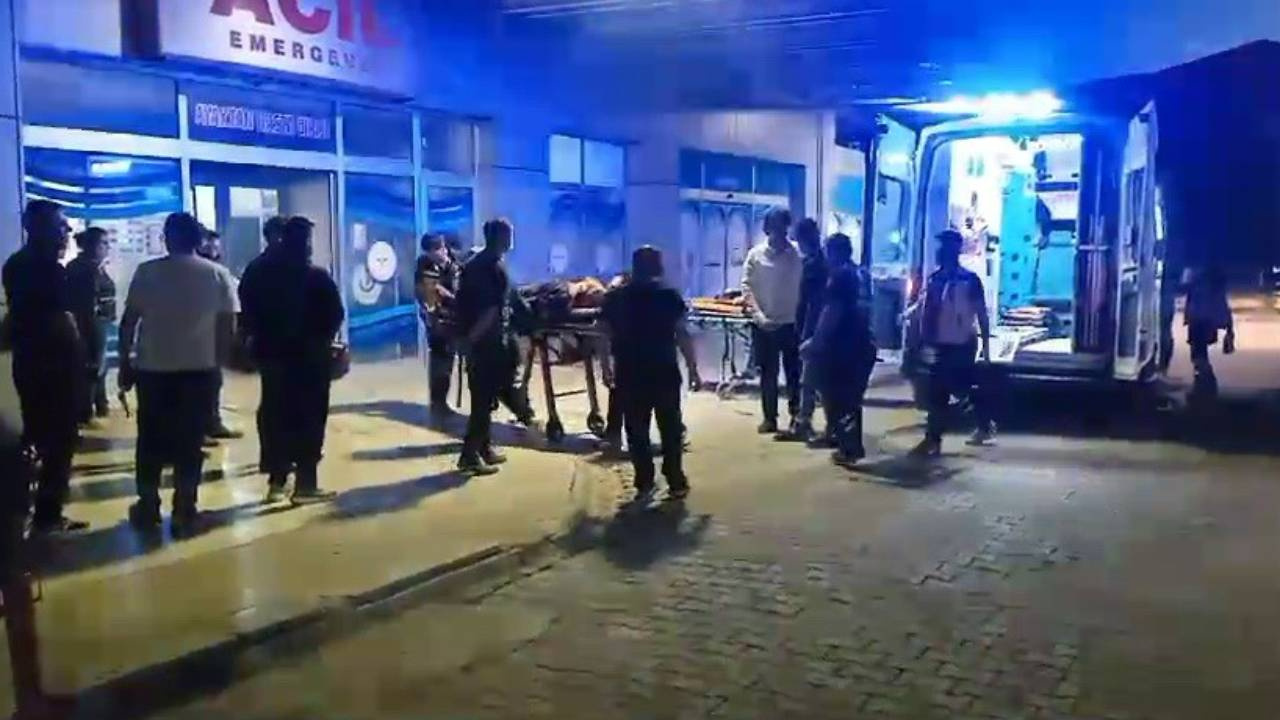 Köy Girişinde Kaza! Motosiklet ile Traktör Çarpıştı