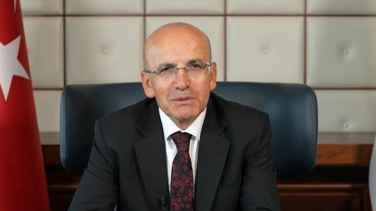 Mehmet Şimşek’e Göre Bütçe Açığının Nedeni Deprem ve EYT!