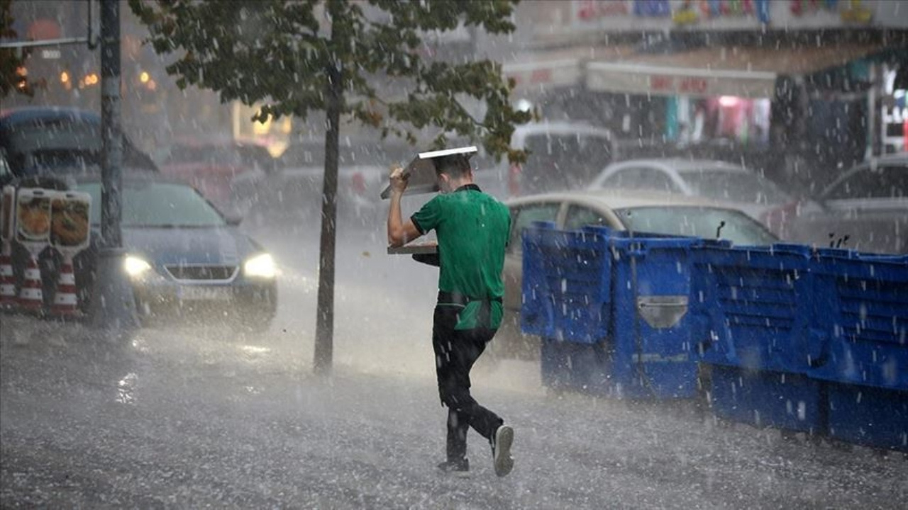 Meteoroloji’den 11 İl İçin Sarı Kodlu Uyarı… Kuvvetli Sağanağa Dikkat!