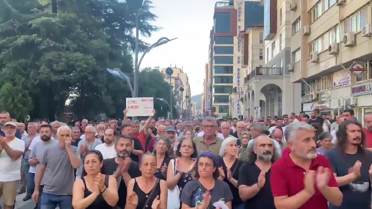 Ormanı Korurken Öldürüldü! Reşit Kibar için Hopa’da Eylem