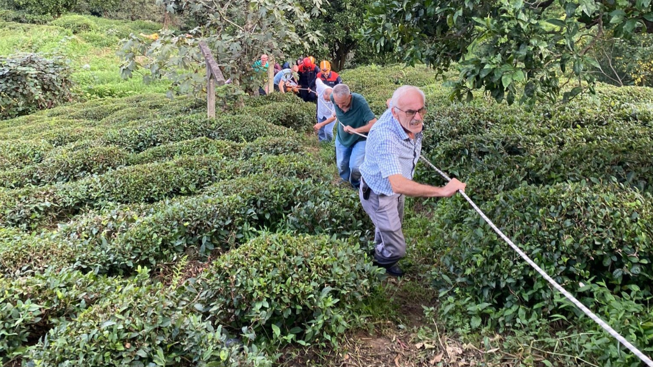 Rize’de İlkel Teleferik Kazası… Sırma Teli Koptu, Kendini Aşağı Attı